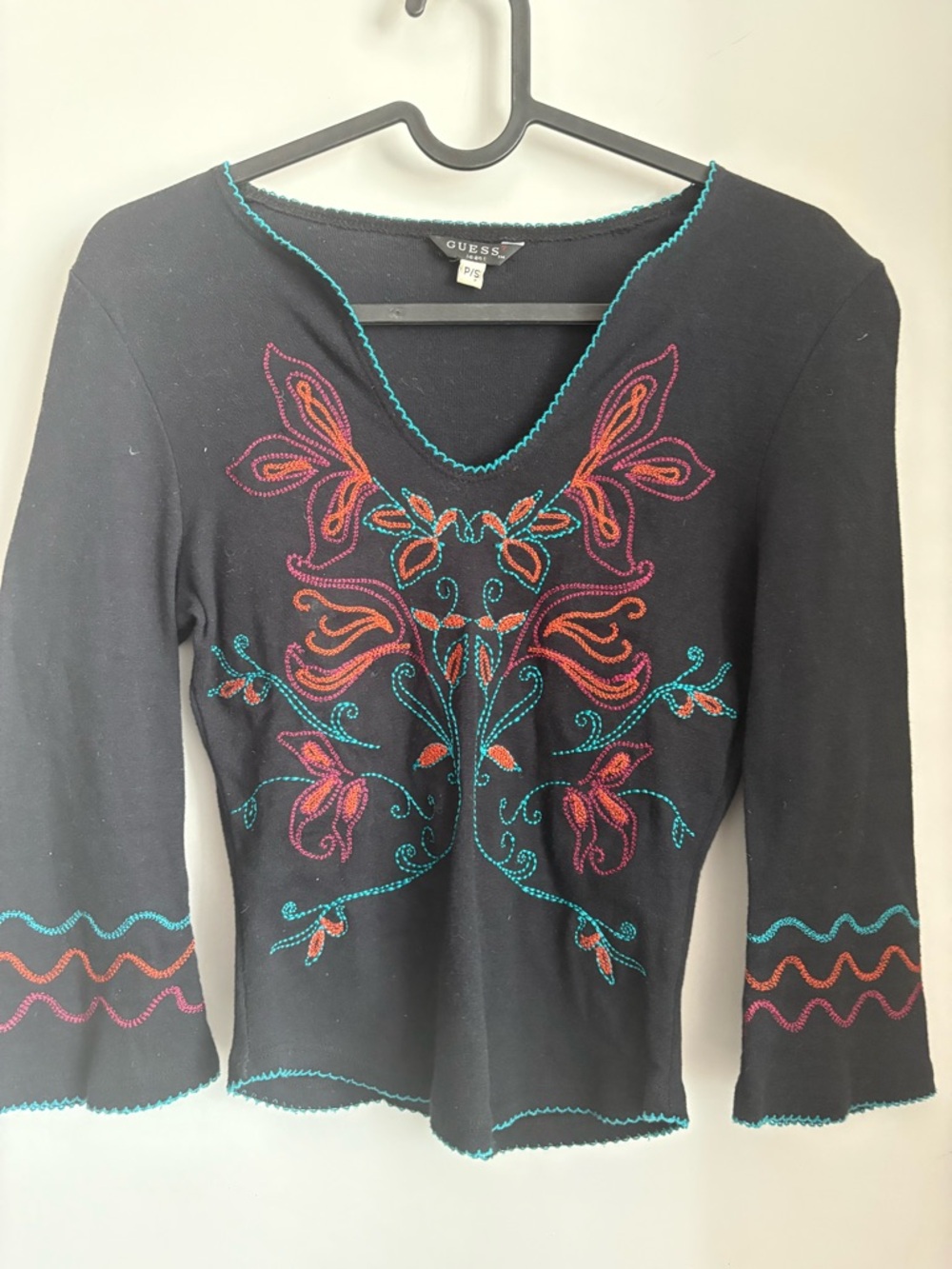 Vintage 90s Y2K Guess Embroidered 100% Cotton boho top funky